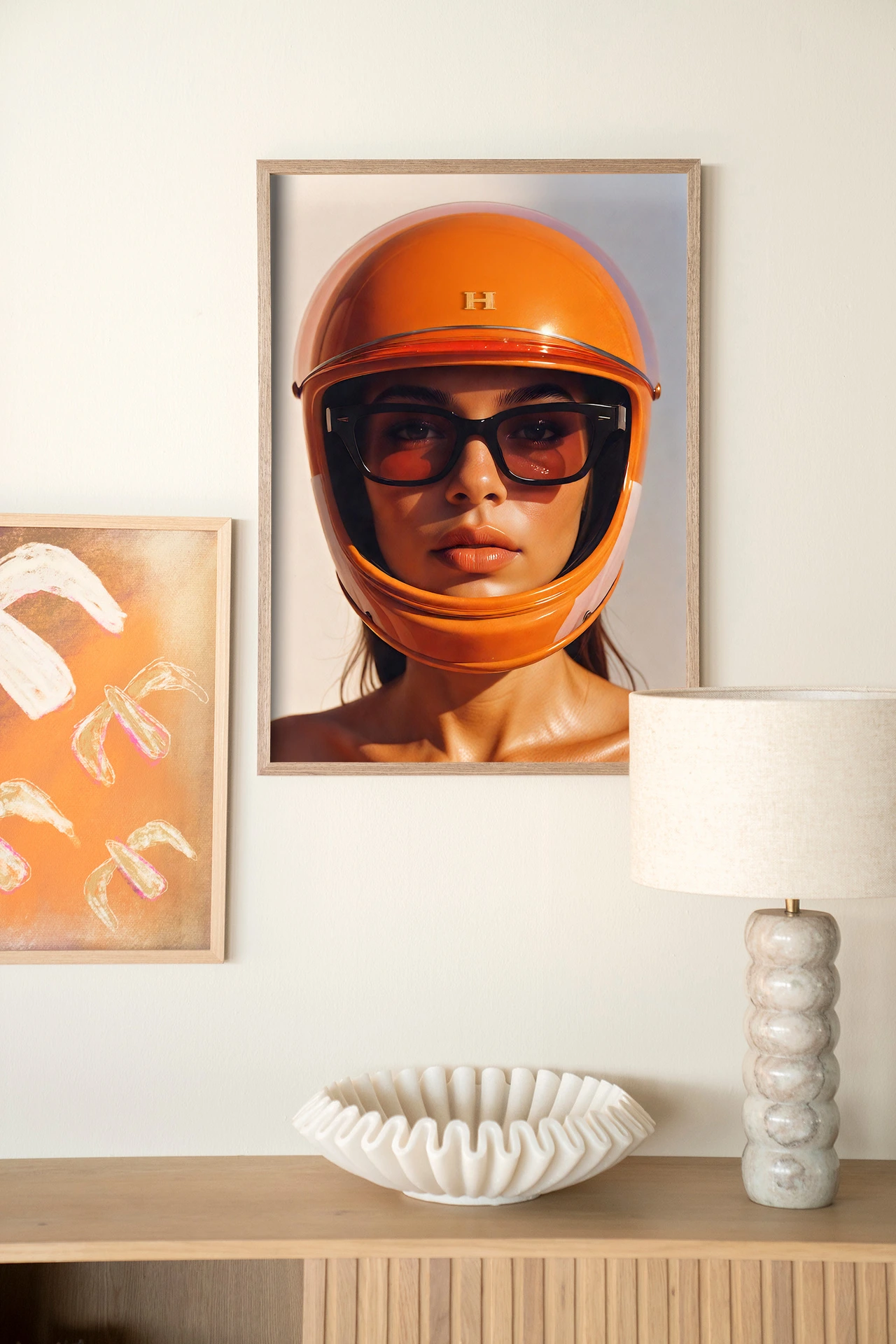 Wandkleed Hermes Helmet - Urban Cotton