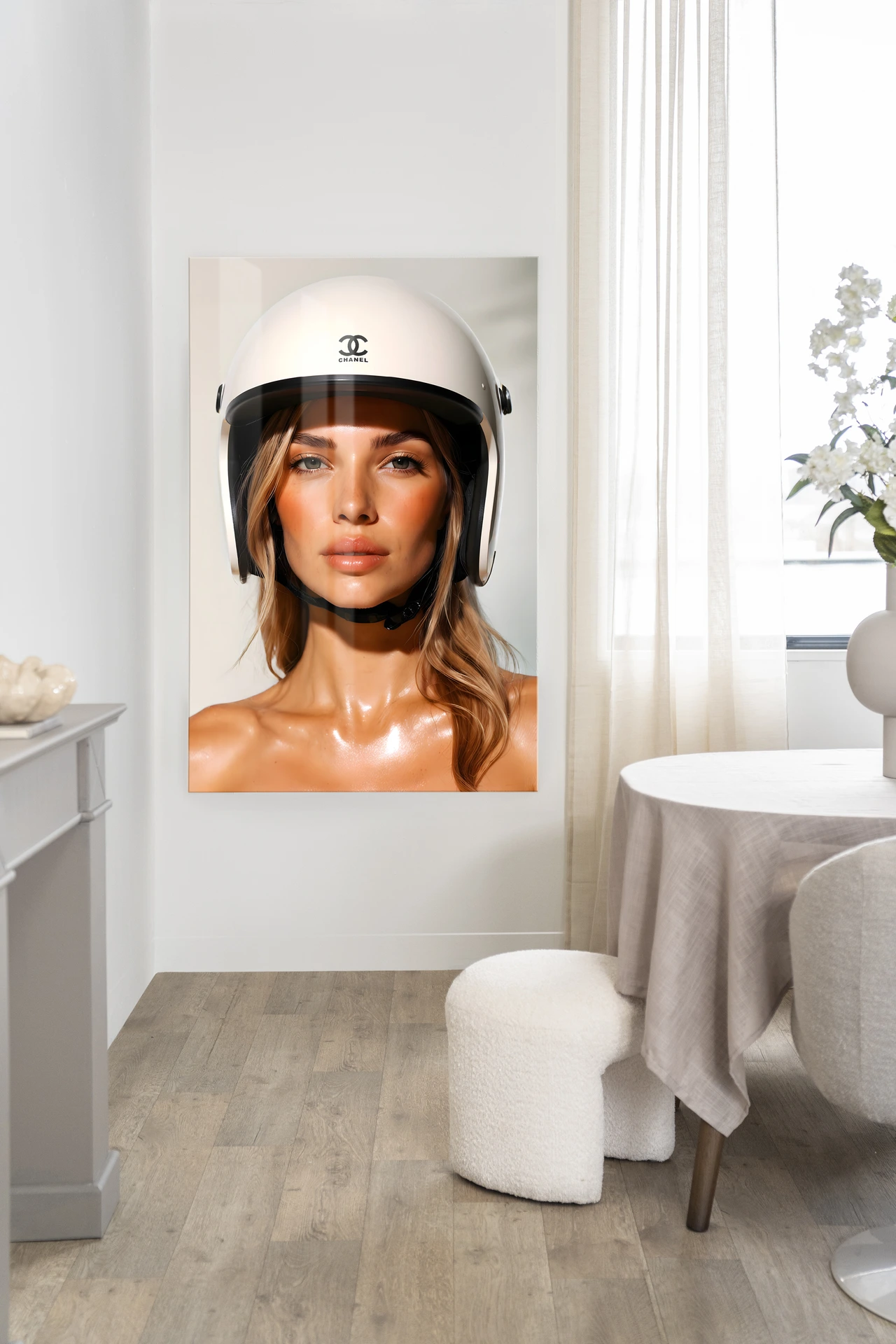 Wandkleed Chanel Helmet - Urban Cotton