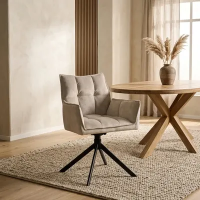 Draaibare eetkamerstoel Dani Champagne Velvet voor 1 149 euro 👇 https://mokana.nl/products/draaibare-eetkamerstoel-dani