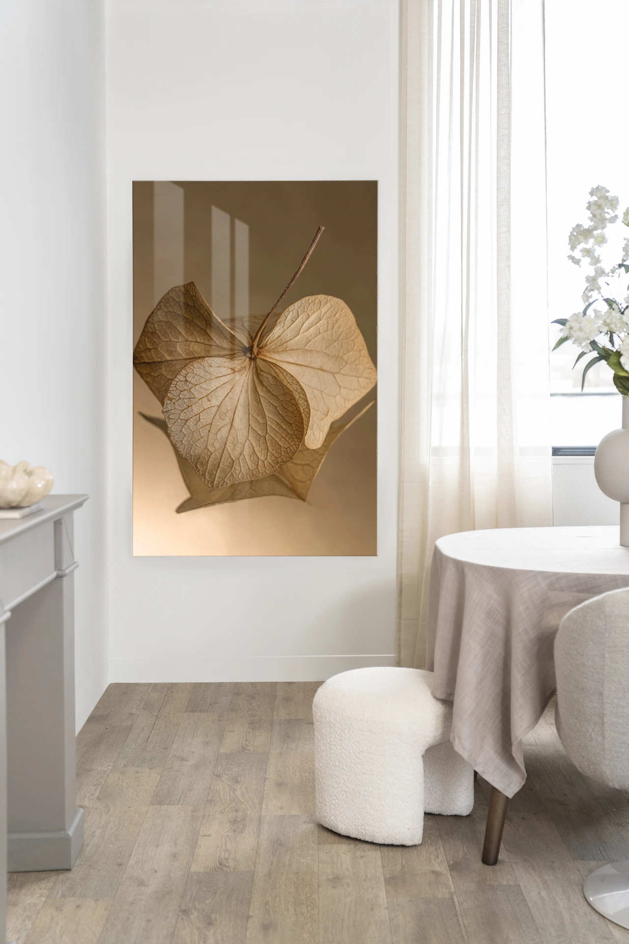 Wall Hanging Leaf Me: Sheltered - Urban Cotton