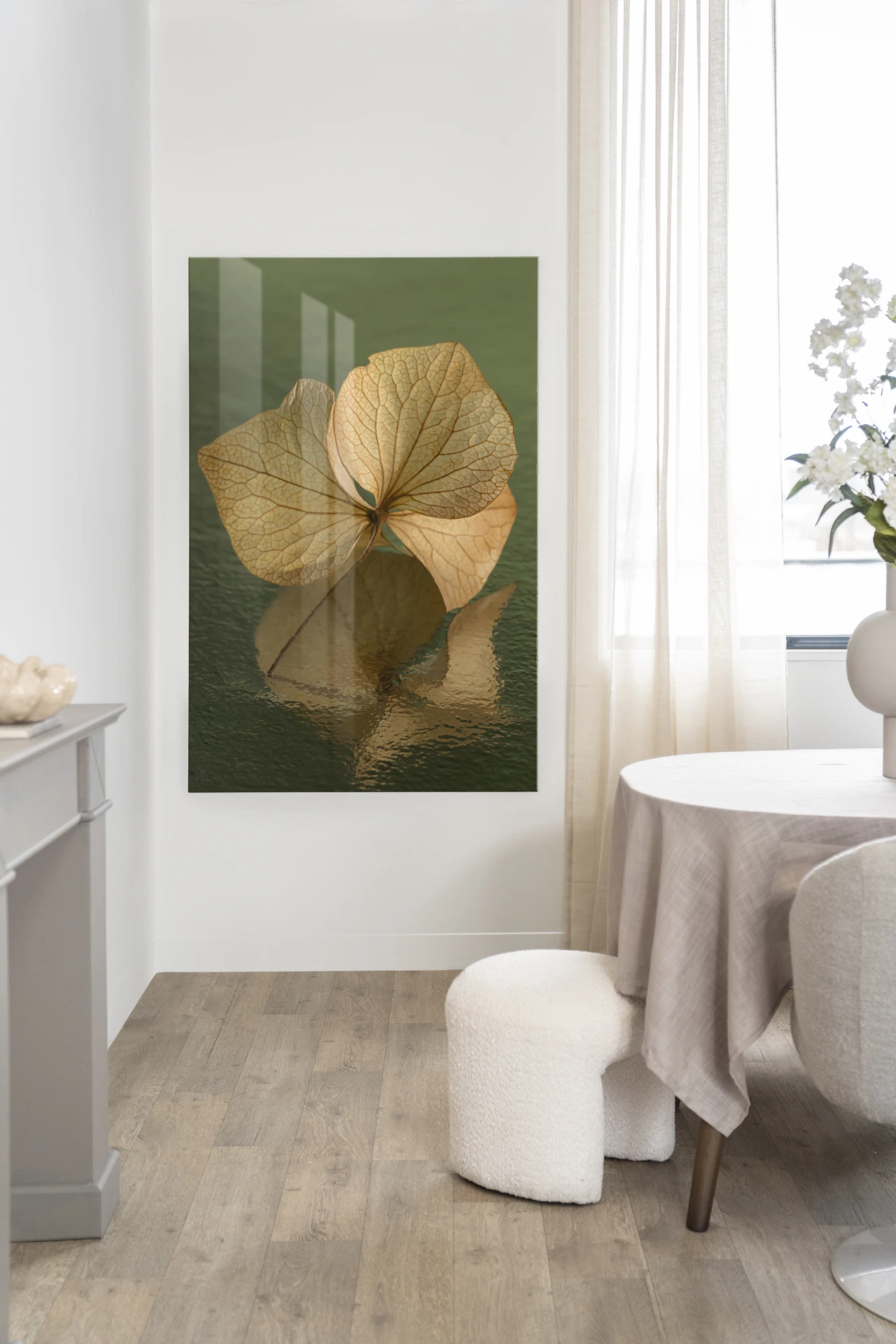 Wall Hanging Leaf Me: In Reflection - Urban Cotton