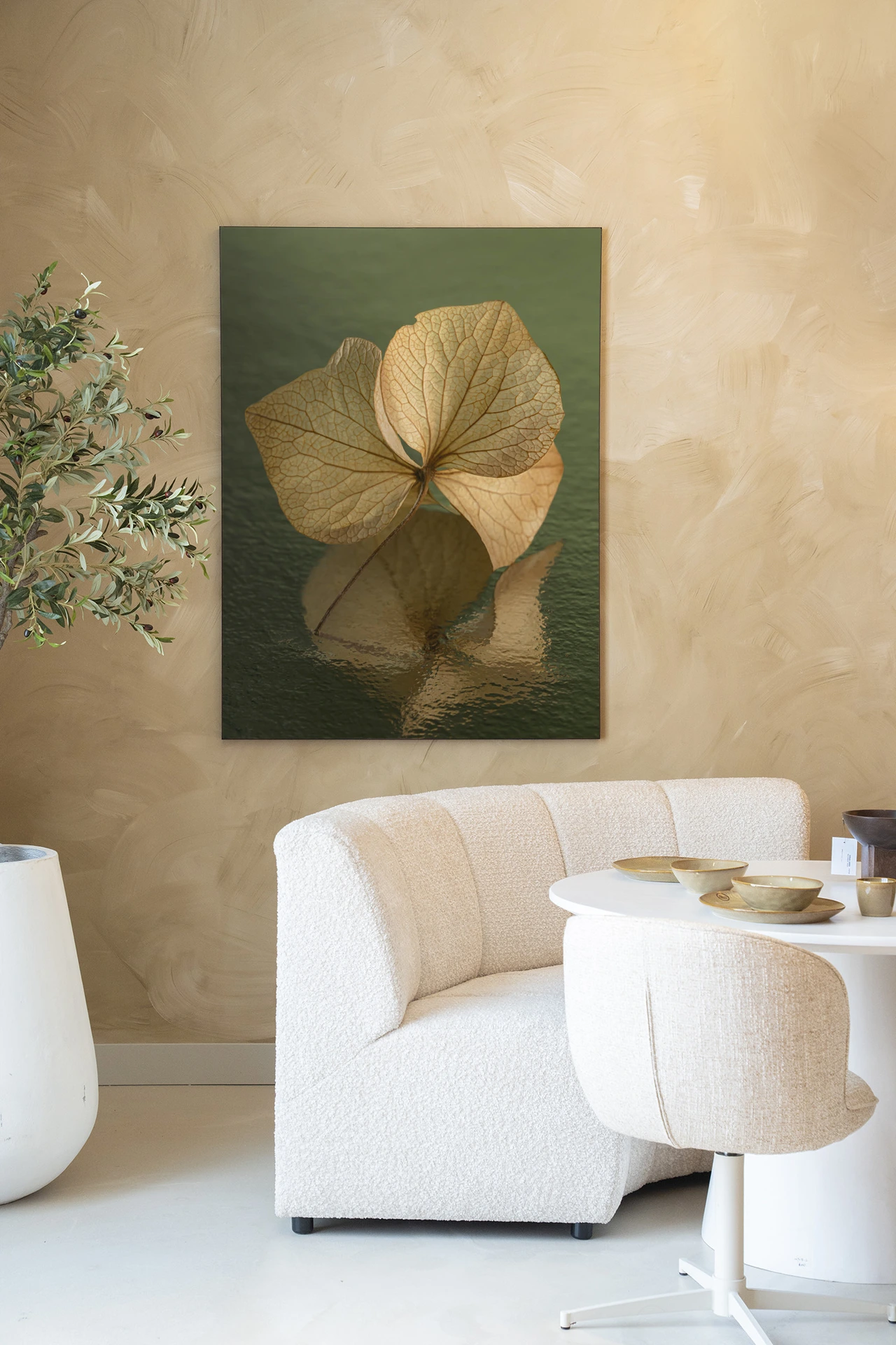 Wall Hanging Leaf Me: In Reflection - Urban Cotton