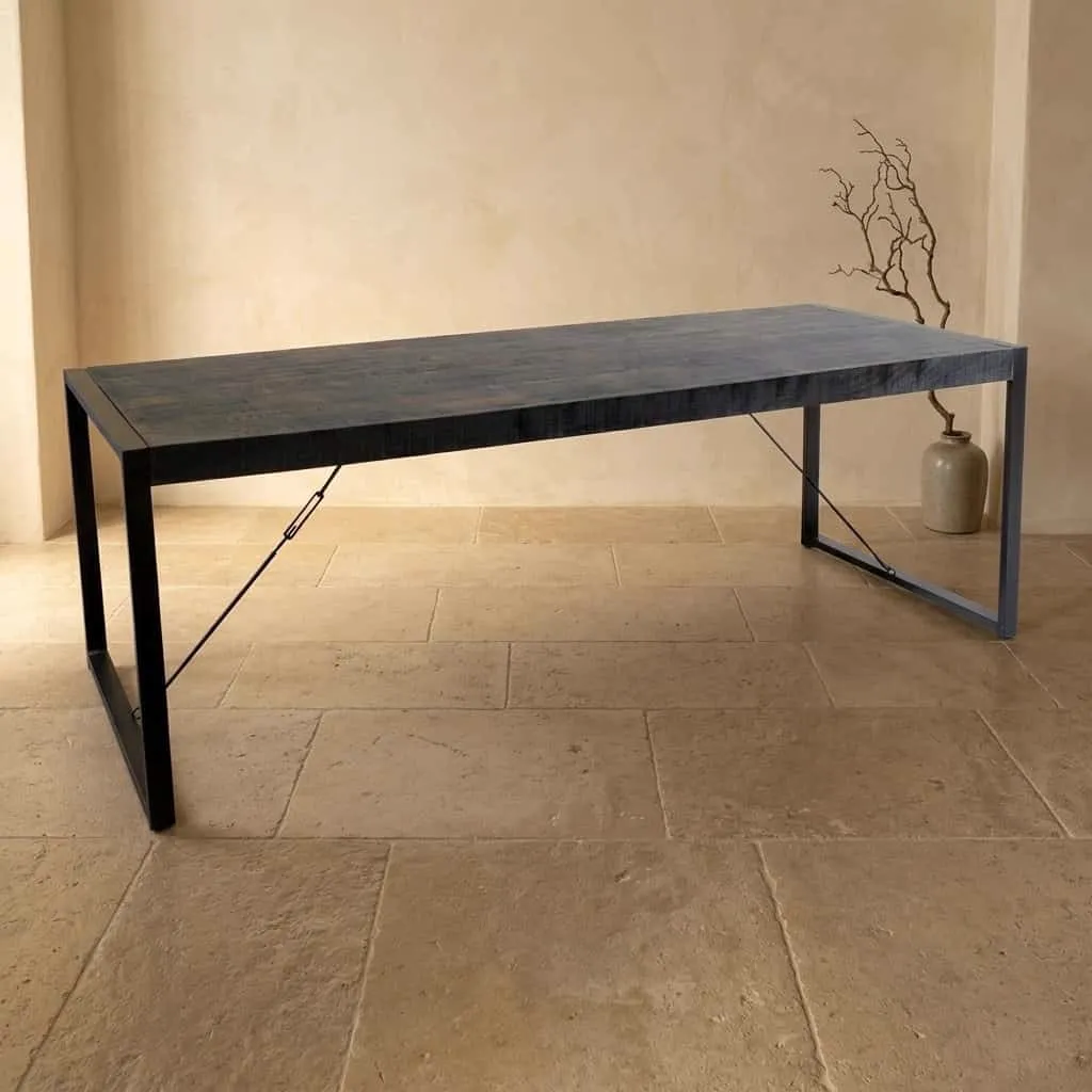 Eettafel Britt Zwart 220